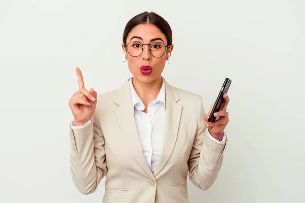 Jovem Mulher Negócios Segurando Telefone Celular Isolado Fundo Branco Ter — Fotografia de Stock