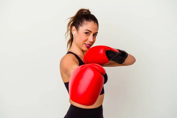 Jonge Kaukasische Vrouw Vechten Met Bokshandschoenen Geïsoleerd Witte Achtergrond — Stockfoto