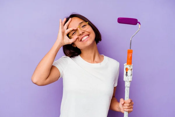 Young Painter Mixed Race Woman Holding Paint Stick Isolated Purple — Stock Photo, Image