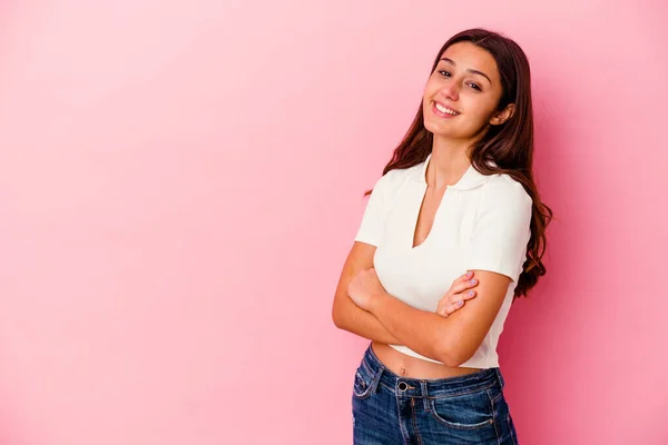 Young Indian Woman Isolated Pink Background Smiling Confident Crossed Arms — Stock Photo, Image