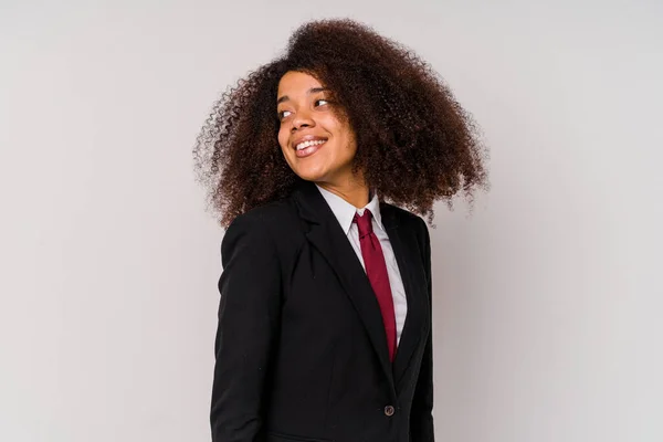 Fiatal Afro Amerikai Üzletasszony Egy Öltönyt Visel Elszigetelt Fehér Háttér — Stock Fotó