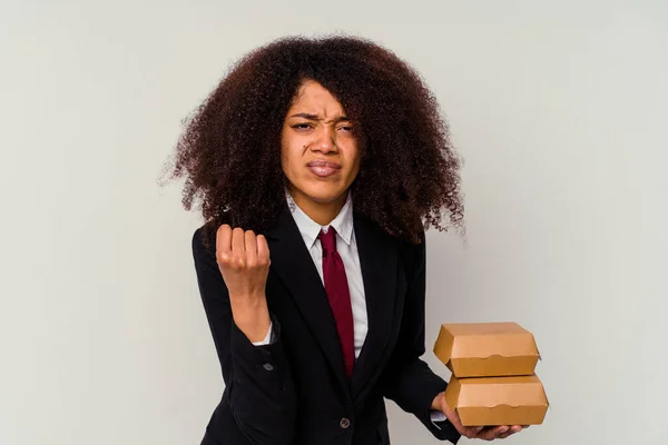 Jeune Femme Affaires Afro Américaine Tenant Hamburger Isolé Sur Fond — Photo