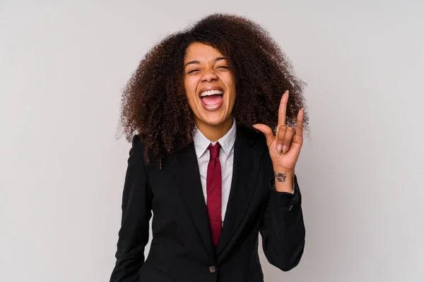 Jonge Afro Amerikaanse Zakenvrouw Draagt Een Pak Geïsoleerd Witte Achtergrond — Stockfoto