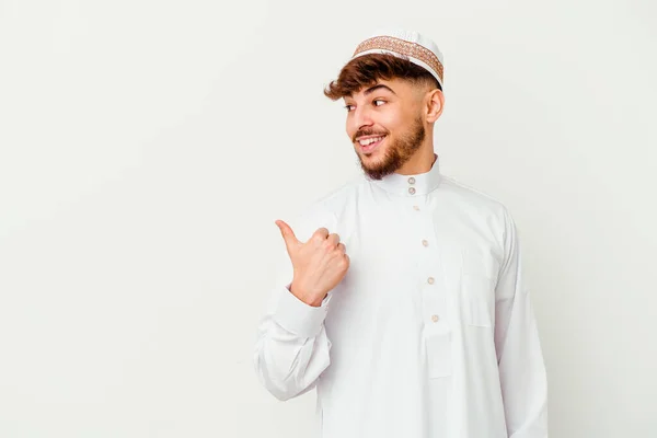 Giovane Uomo Arabo Indossa Tipico Costume Arabo Isolato Punti Sfondo — Foto Stock