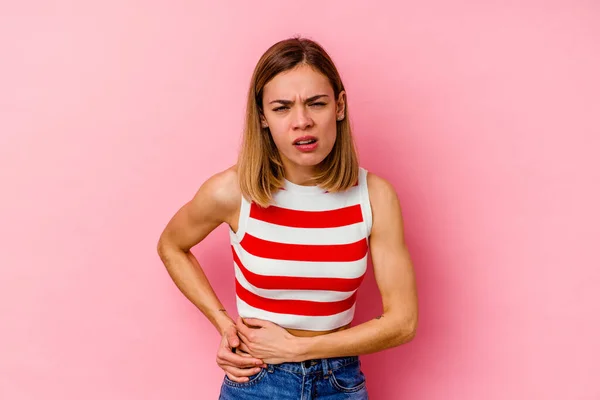 Jonge Blanke Vrouw Geïsoleerd Roze Achtergrond Met Leverpijn Maagpijn — Stockfoto
