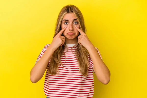 Young Blonde Caucasian Woman Isolated Yellow Background Crying Unhappy Something — Stock Photo, Image