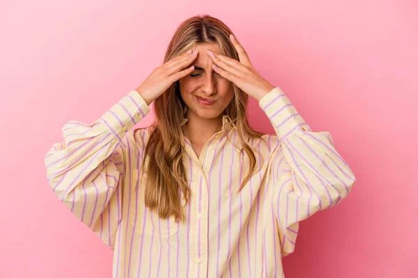 Young Blonde Caucasian Woman Isolated Pink Background Having Head Ache — Stock Photo, Image