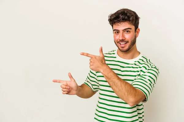 Jovem Caucasiano Isolado Fundo Branco Animado Apontando Com Dedos Indicador — Fotografia de Stock