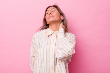 Avustralyalı genç bir kadın stres, masaj ve elle dokunmadan dolayı boyun ağrısı çekiyor..