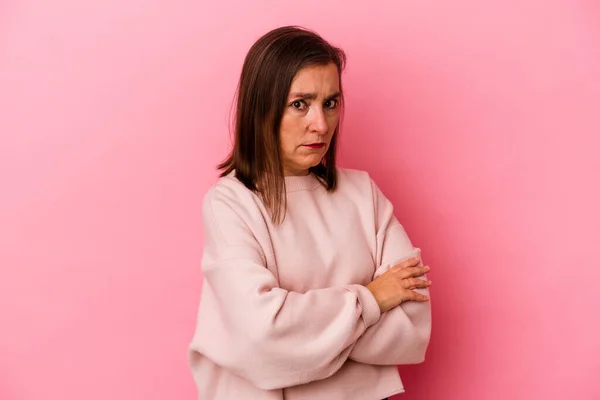 Middelbare Leeftijd Blanke Vrouw Geïsoleerd Roze Achtergrond Fronsen Gezicht Ongenoegen — Stockfoto