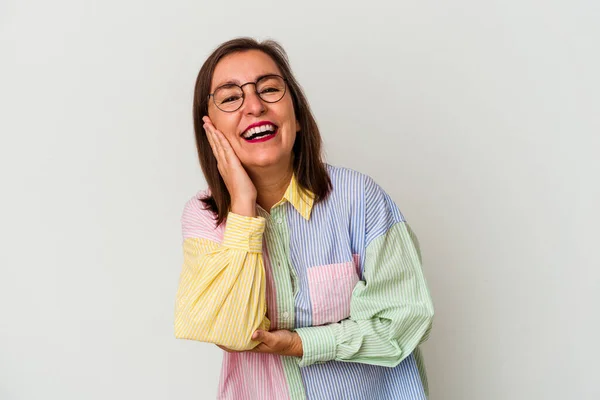 Středního Věku Běloška Žena Izolované Bílém Pozadí Šťastně Směje Baví — Stock fotografie