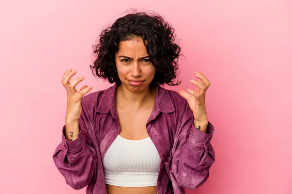 Young Curly Latin Woman Isolated Pink Background Upset Screaming Tense — Stock Photo, Image