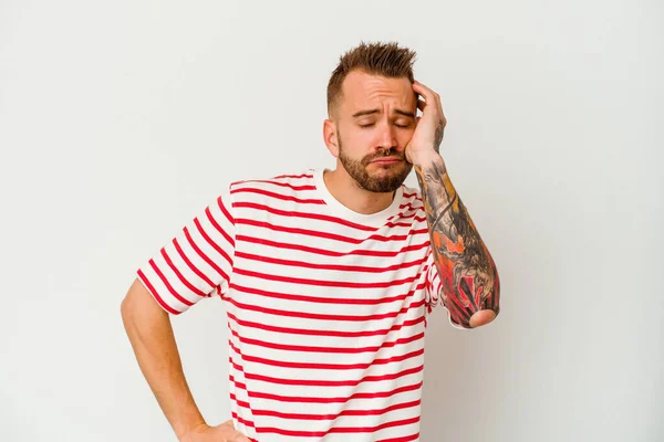 Jonge Getatoeëerde Blanke Man Geïsoleerd Witte Achtergrond Moe Zeer Slaperig — Stockfoto