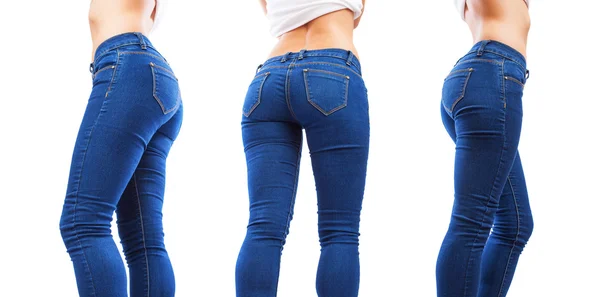Junge Frau trägt blaue Jeans — Stockfoto