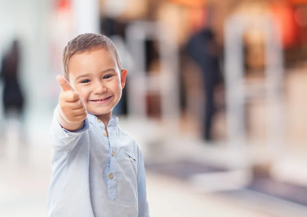 Little boy doing okay gesture — Stock Photo, Image