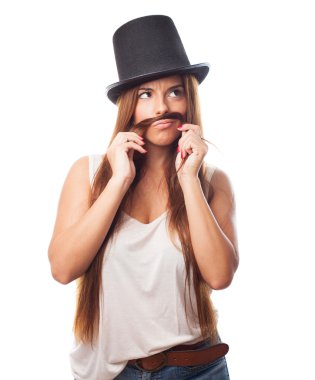 Güzel kız bir adam taklit