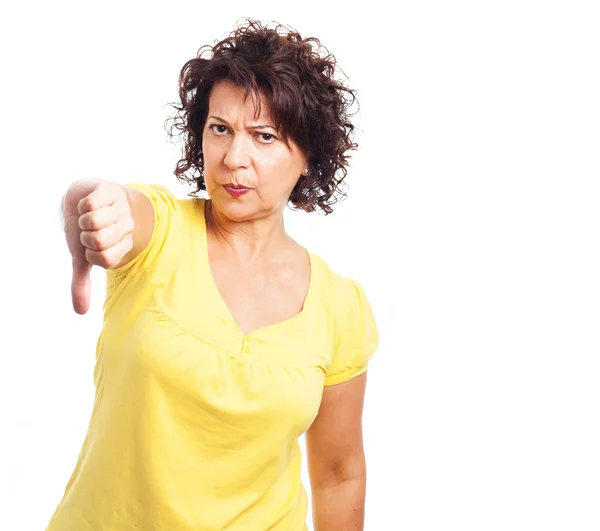 Mujer haciendo un gesto negativo — Foto de Stock