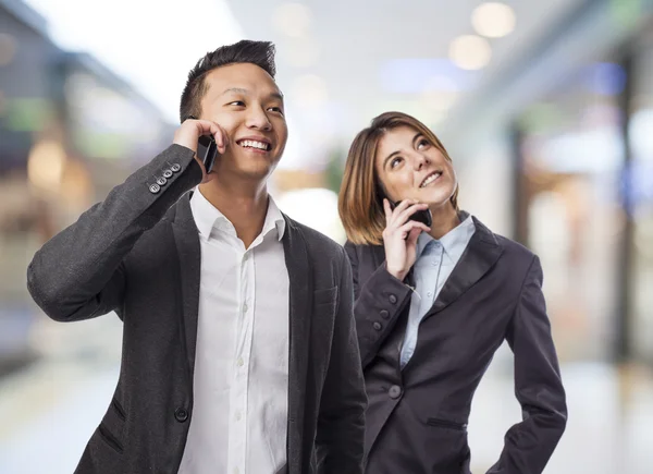 Uomo e donna d'affari che lavorano — Foto Stock