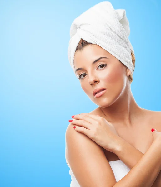 Jonge vrouw in een spa — Stockfoto