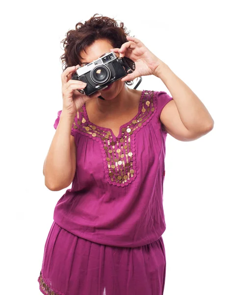 그녀의 카메라와 함께 여자 — 스톡 사진