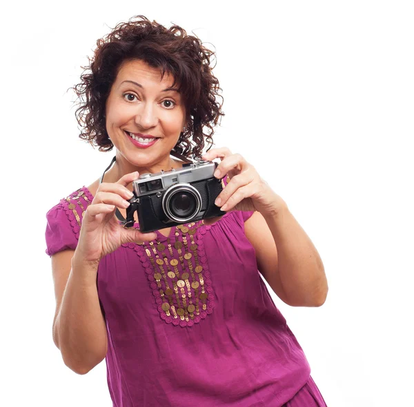 Kobieta z jej aparat fotograficzny — Zdjęcie stockowe
