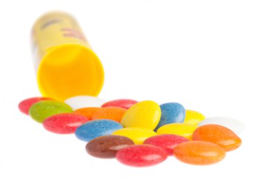 izole renkli şekerler