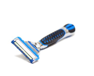 İzole jiletle tıraş