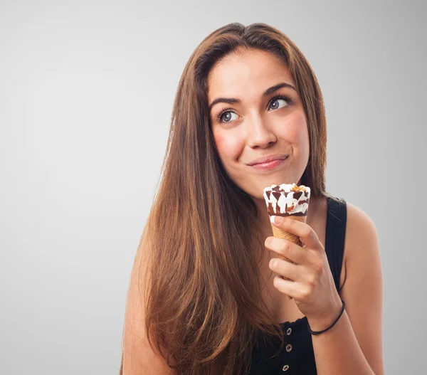 Woman holding  ice cream — Stock Photo, Image