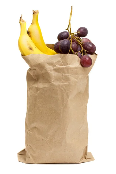 Frutas en bolsa de comestibles —  Fotos de Stock