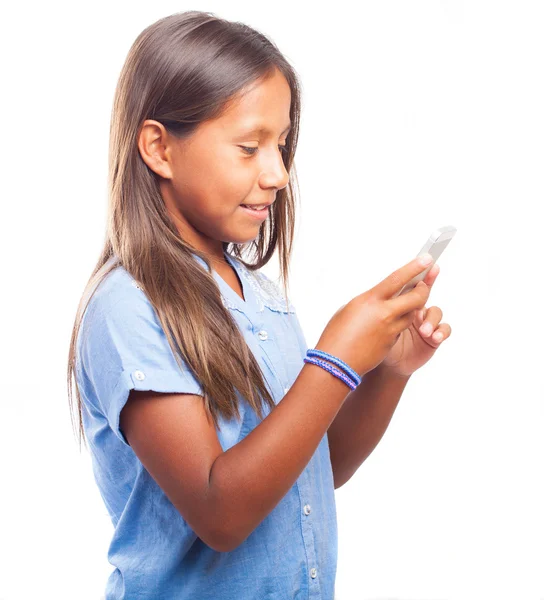 Menina usando smartphone — Fotografia de Stock