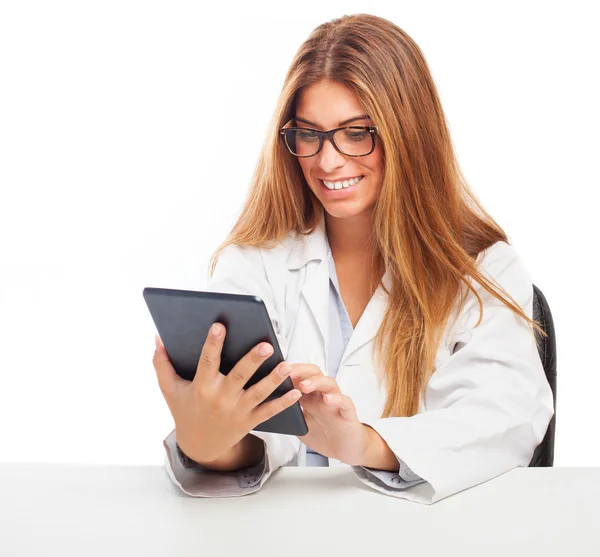 Doctor using a tablet PC — Stock Photo, Image