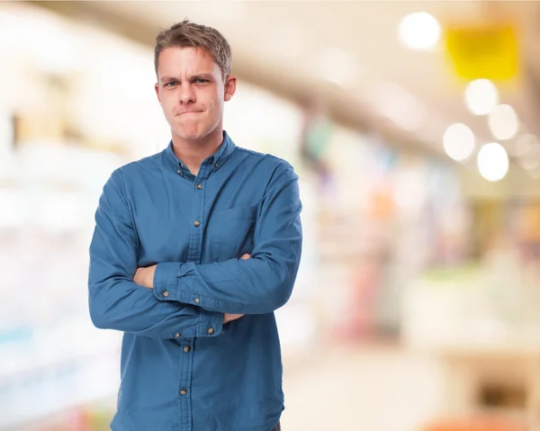 Junger wütender Mann — Stockfoto