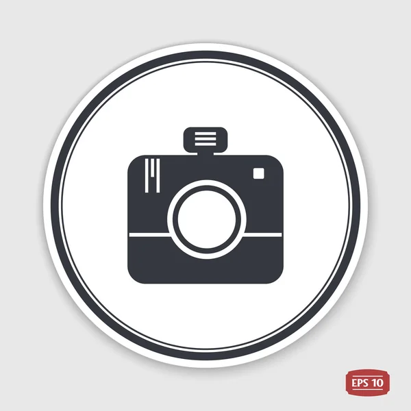 Photo camera icon. Flat design style. Emblem or label with shadow. — Stock Vector