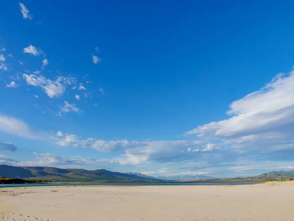 Botrivier (veya Botriver) Estuary manzarası. Balina Sahili, Overberg, Batı Burnu. Güney Afrika