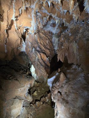 Mağaranın güzel manzarası