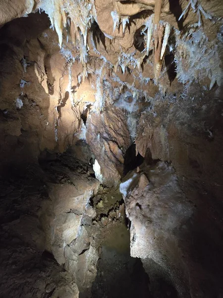 Mağaranın güzel manzarası