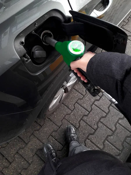 Reabastecer Posto Gasolina Antes Partir Uma Longa Viagem — Fotografia de Stock