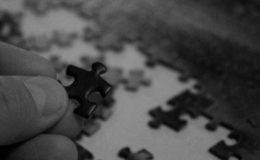 Eğlence ve eğlence için bir bulmacayı tamamla - başarı