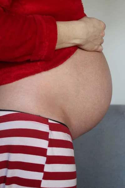 Mulher Grávida Esperando Seu Bebê Amado — Fotografia de Stock