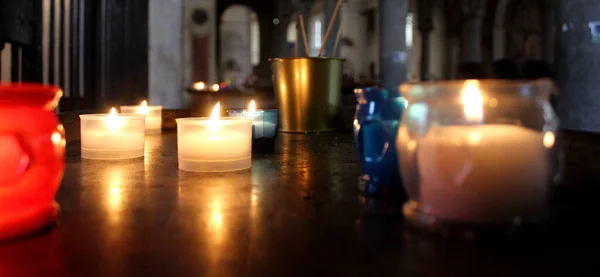 Lit Candles Church Pray — Φωτογραφία Αρχείου