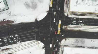 Minsk.Belarus 'un merkezindeki Kış Yolu kavşağının üst görüntüsü.