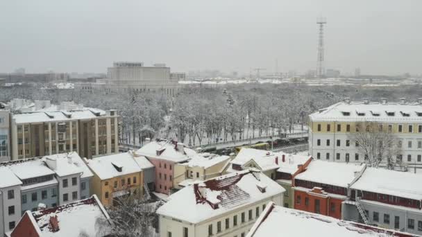 Snow-covered old center of Minsk from a height. The Trinity suburb. Belarus — Stock Video