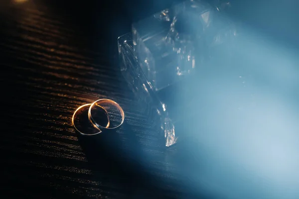 Primer Plano Dos Anillos Oro Para Una Boda —  Fotos de Stock