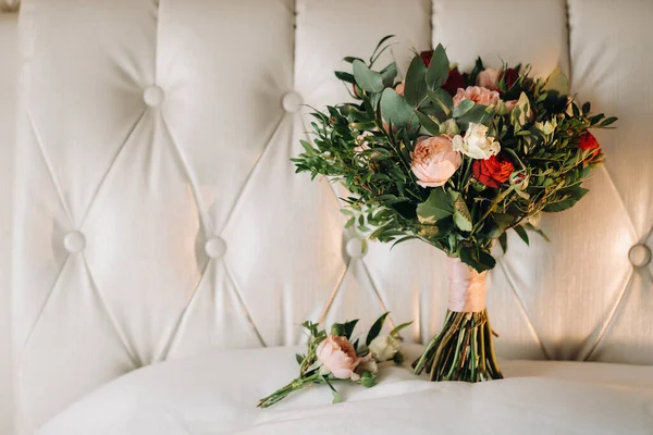 Wedding Bouquet Roses Boutonniere Decor Wedding — Stock Photo, Image