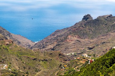 Tenerife dağlarının manzarası. Kanarya Adaları, İspanya.