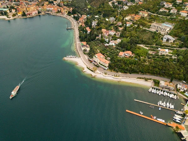 Vista Superior Del Lago Garda Pueblo Torbole Paisaje Alpino Italia — Foto de Stock