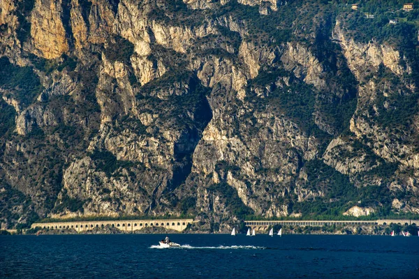 Περίπατος Στη Λίμνη Garda Και Την Alps Italy Tuscany — Φωτογραφία Αρχείου