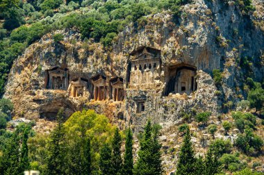 Antik Caunos kentinin ünlü Lycian Mezarları, Dalyan, Türkiye.