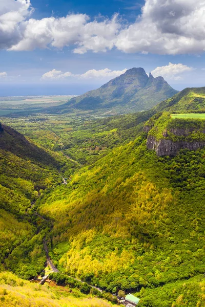 Górski Krajobraz Wąwozu Wyspie Mauritius Zielone Góry Dżungli Mauritiusu — Zdjęcie stockowe