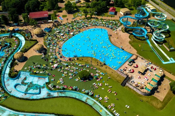 Top View People Relaxing Pool Yellow Inflatable Circles Sun Beds — Stock Photo, Image